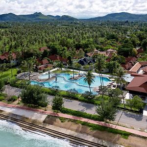 Wyndham Hua Hin Pranburi Resort&Villas